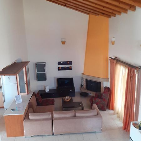 Castelo Chalet Chios Buitenkant foto